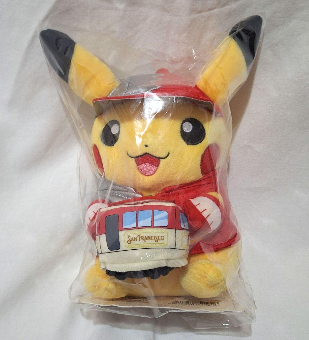 ポケモン　ぬいぐるみ　ピカチュウ　wcs　2016 ポケモンセンター ポケモンセンター WCS 2016 ピカチュウ ぬいぐるみ Amazon.co.jp