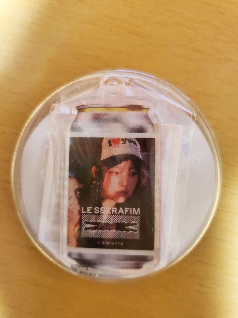 LE SSERAFIM オリジナルラベル缶 HONG EUNCHAE - メルカリ