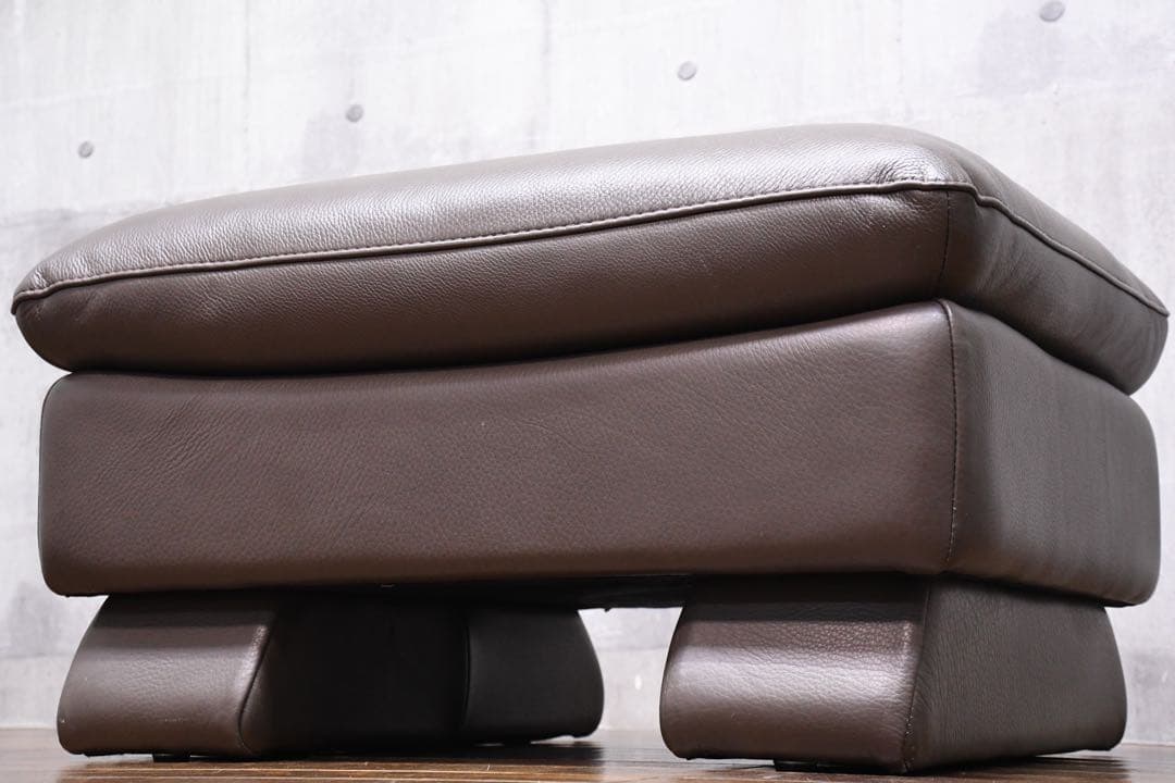 EAC52 シンプルモダン レザー/総本革張り オットマン スツール 足置き