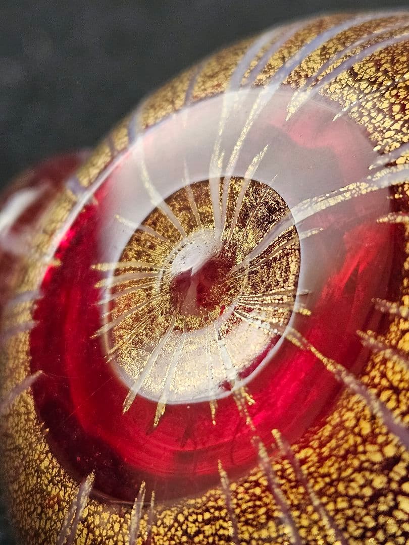 ヨーロッパアンティーク 赤被せ 金彩 縦縞模様 チロリ 水滴 オブジェ