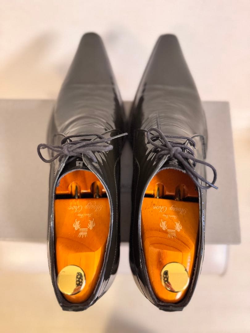 ★美品★フープディドゥ エナメル ポインテッドトゥ シューズ グレー 27センチ