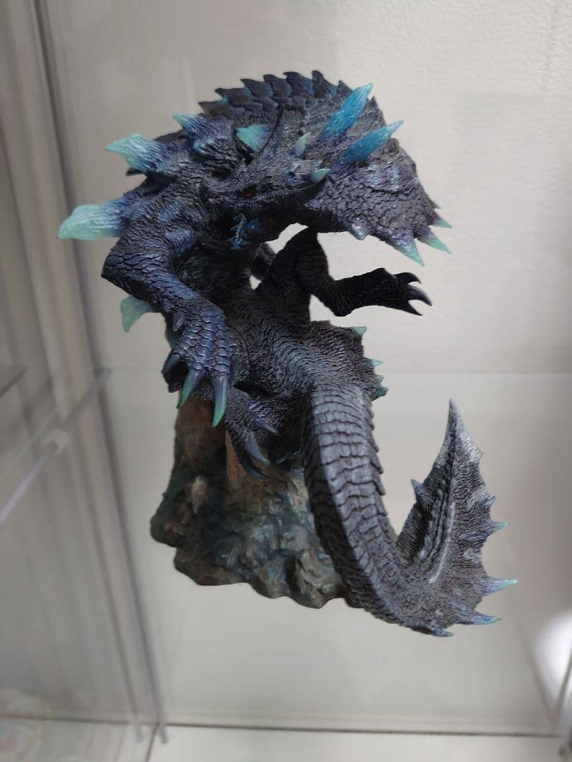 ラギアクルス希少種 クリエイターズモデル フィギュア - メルカリ