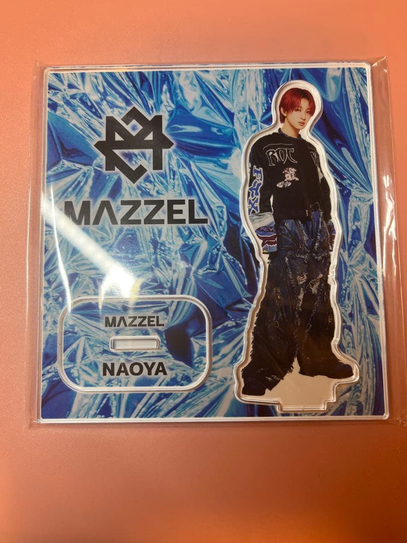 MAZZEL NAOYA アクリルスタンド - メルカリ