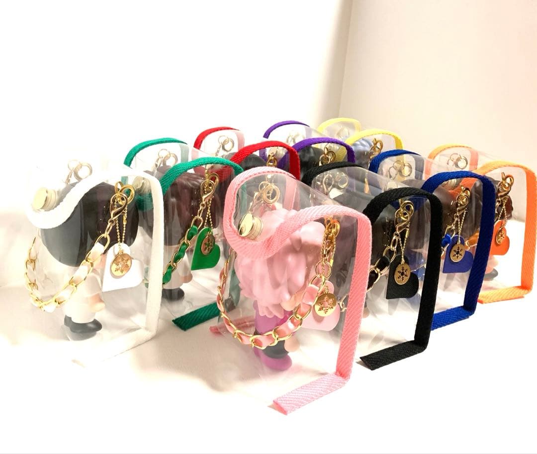 Man ON すのチルソフビポーチ 9色　雪の結晶チャーム付き