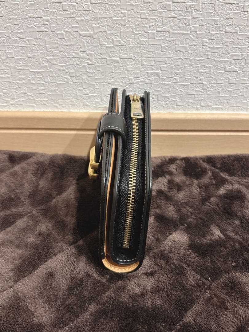 【再入荷！】COACH コーチ タビーミディアムウォレット　黒色