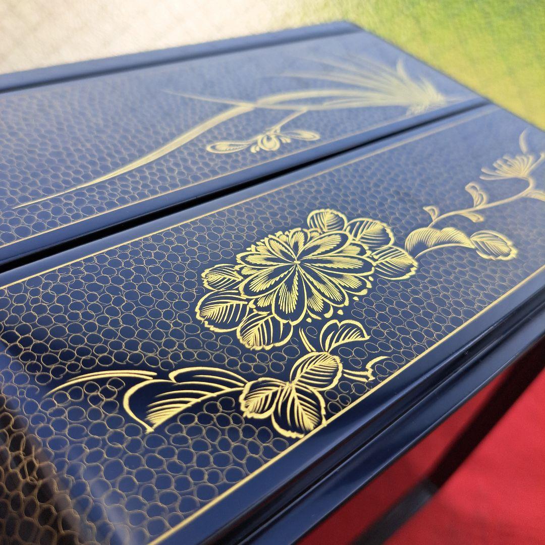 【輪島塗　7.5寸\"2段重箱&重箱台】布着本堅地　沈金\"四君子　未使用品