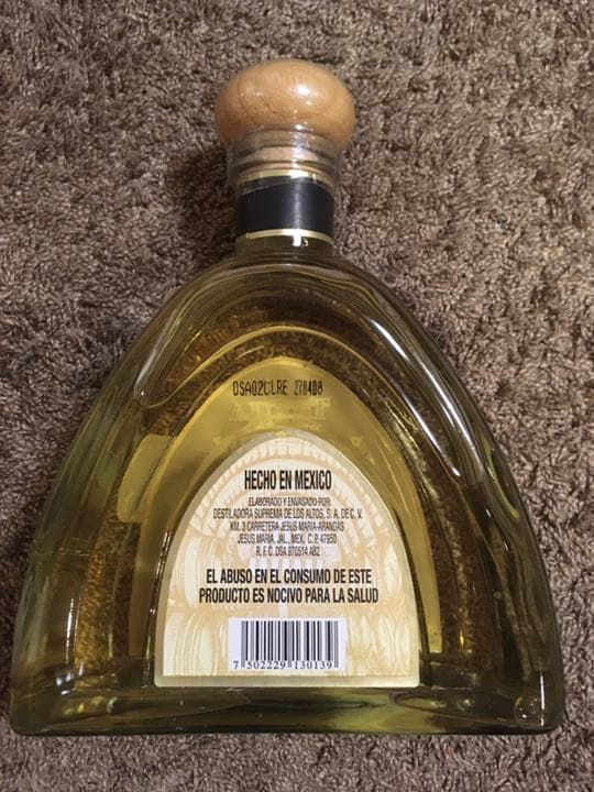 メキシコ産 テキーラ 未開封