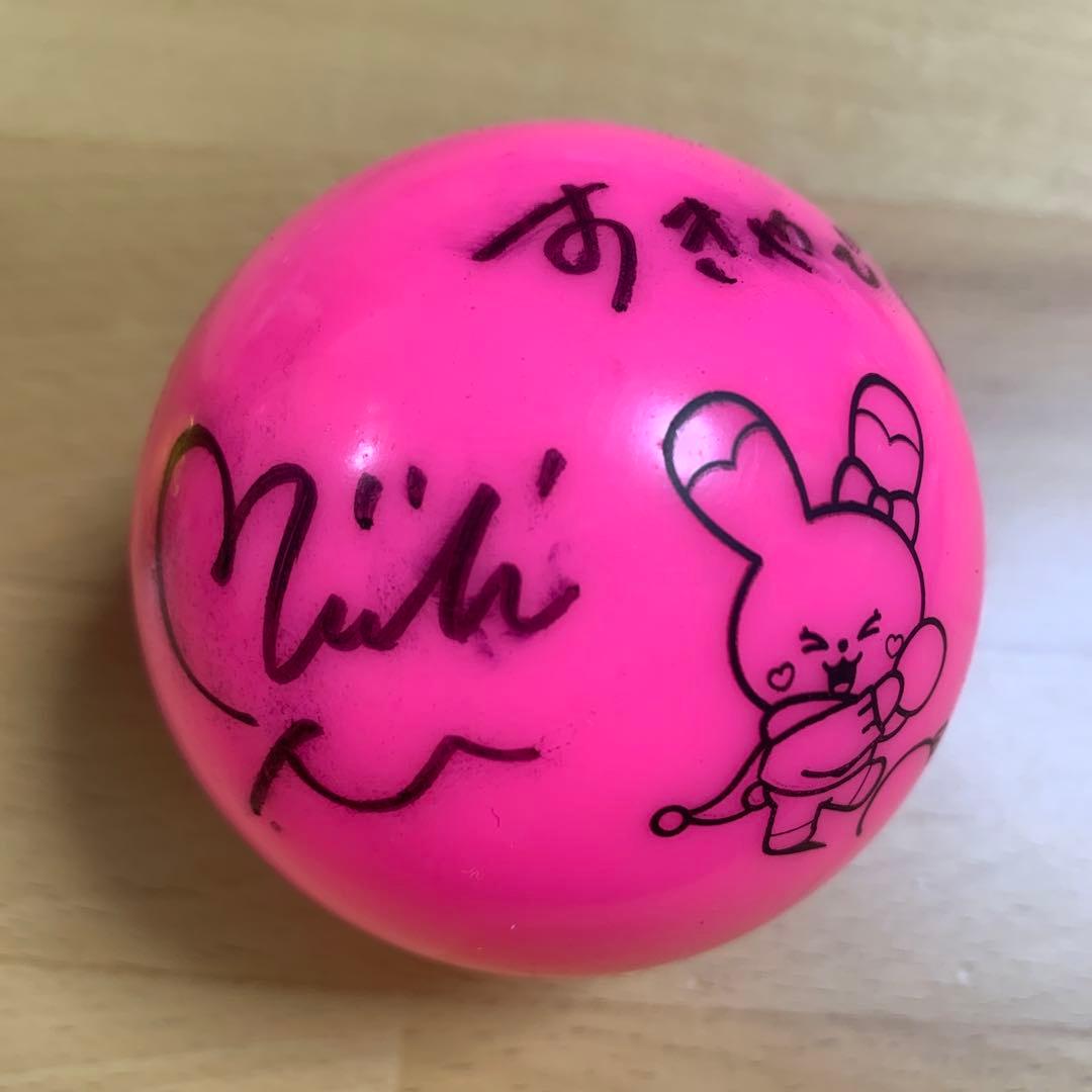 ミイヒ サインボールNiziU Live 