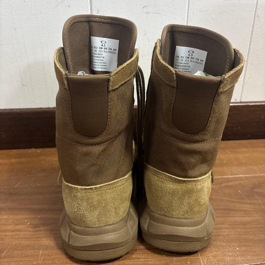 美品　米軍　OAKLEY ミリタリーブーツ　22.5cm 送料無料