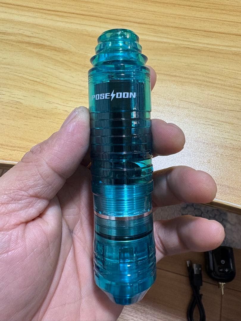 タトゥーマシン7個とボーナスバッテリー2個