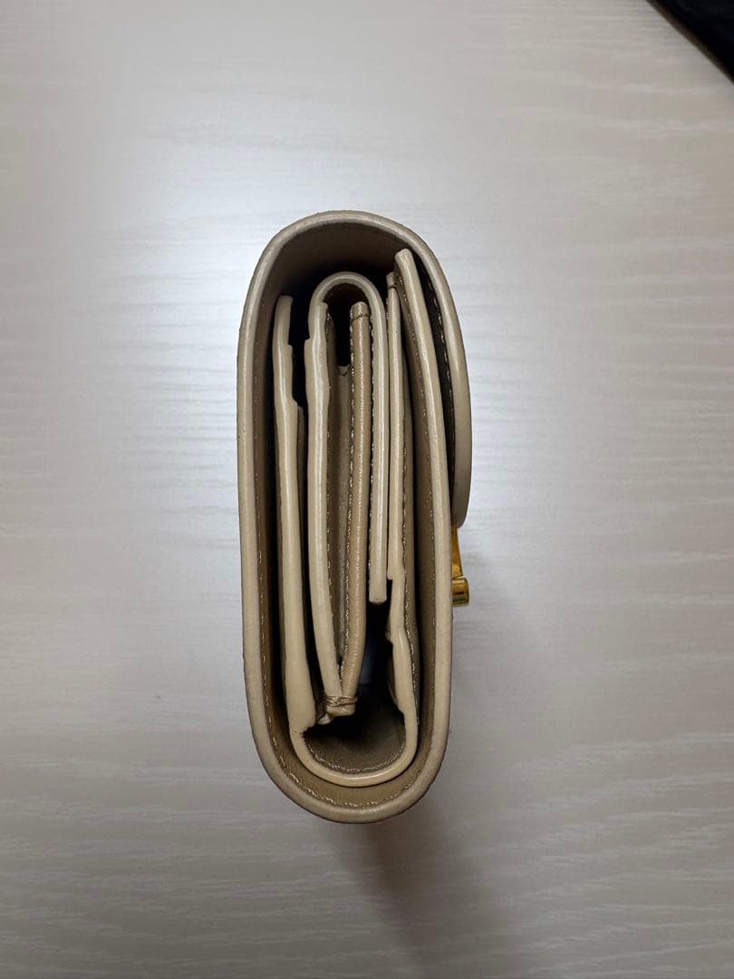 【値下げしました】CELINE セリーヌ 二つ折り財布 ベージュ サファリ