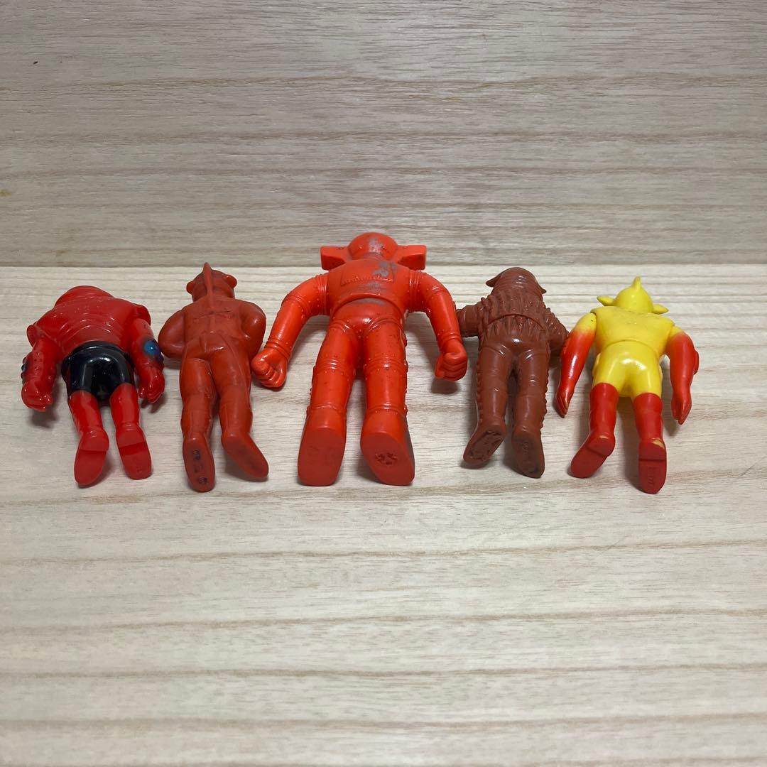 希少ブルマァクミニソフビ 当時物無版権 メフィラス星人、 - メルカリ