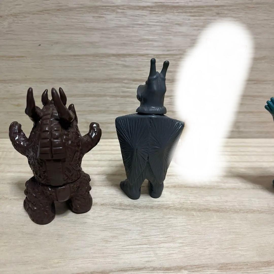 希少ブルマァクミニソフビ 当時物無版権 メフィラス星人、 - メルカリ