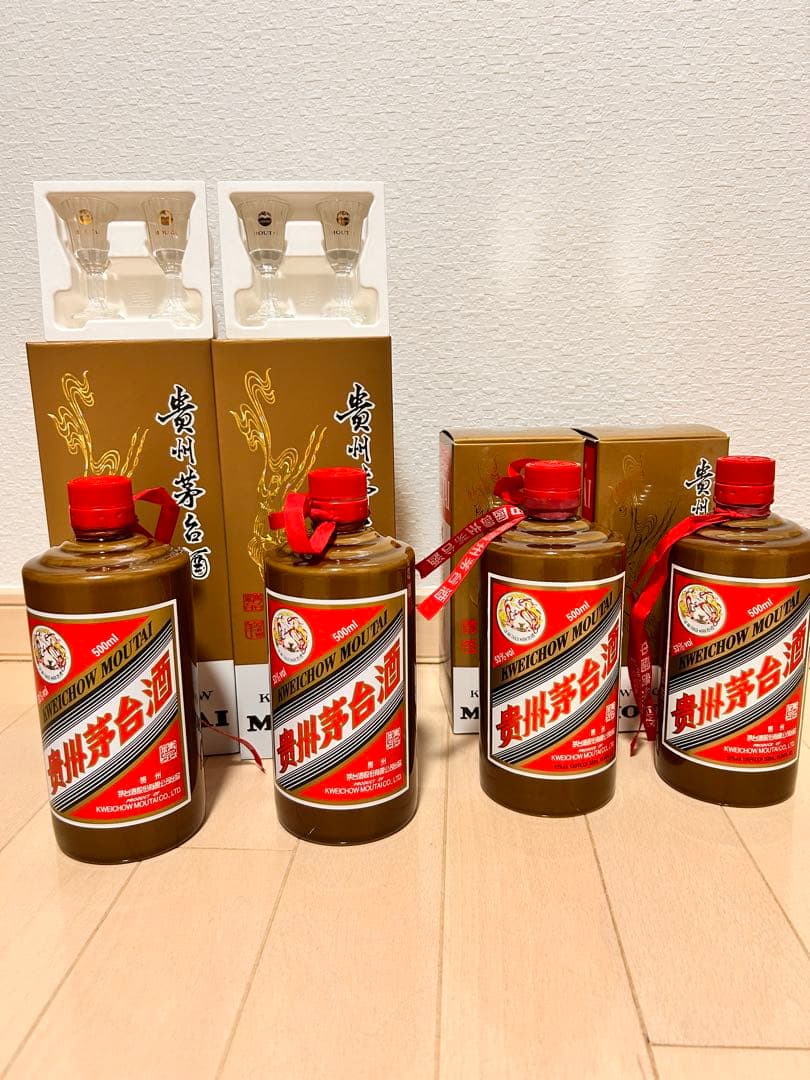 美品 茅台酒50年15年空瓶セット、空瓶4本、グラス