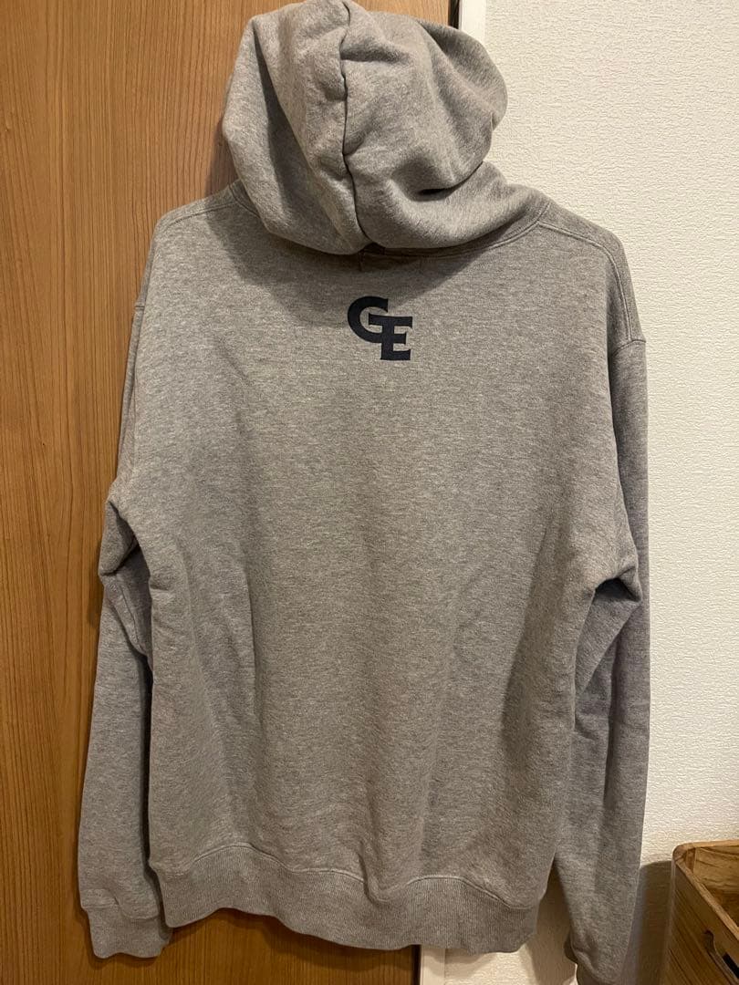 グッドイナフ　フェルトロゴ　スウェットパーカー