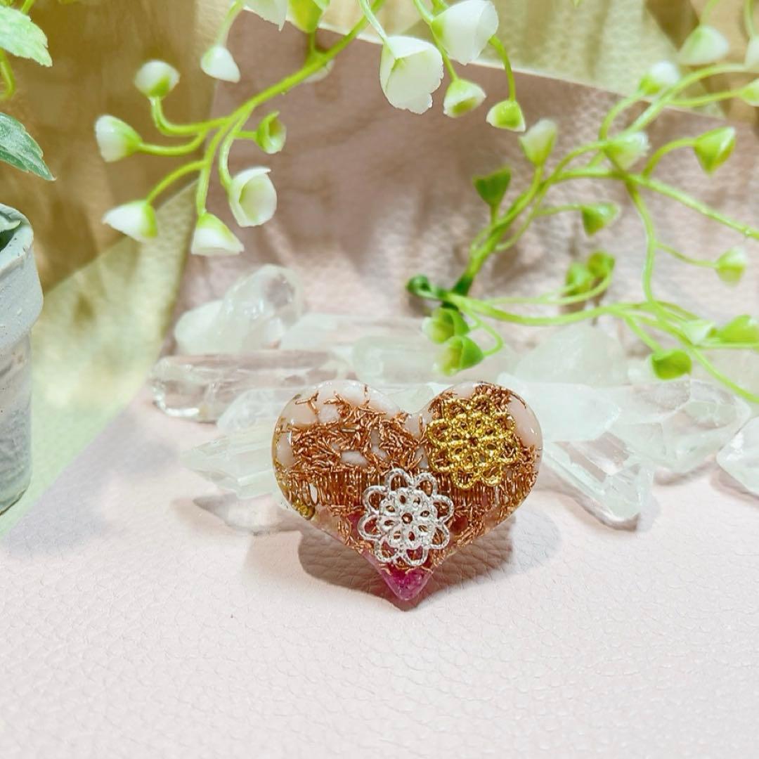 癒しのオルゴナイト❤️ソープストーン＋ピンクトルマリンのハート型♡