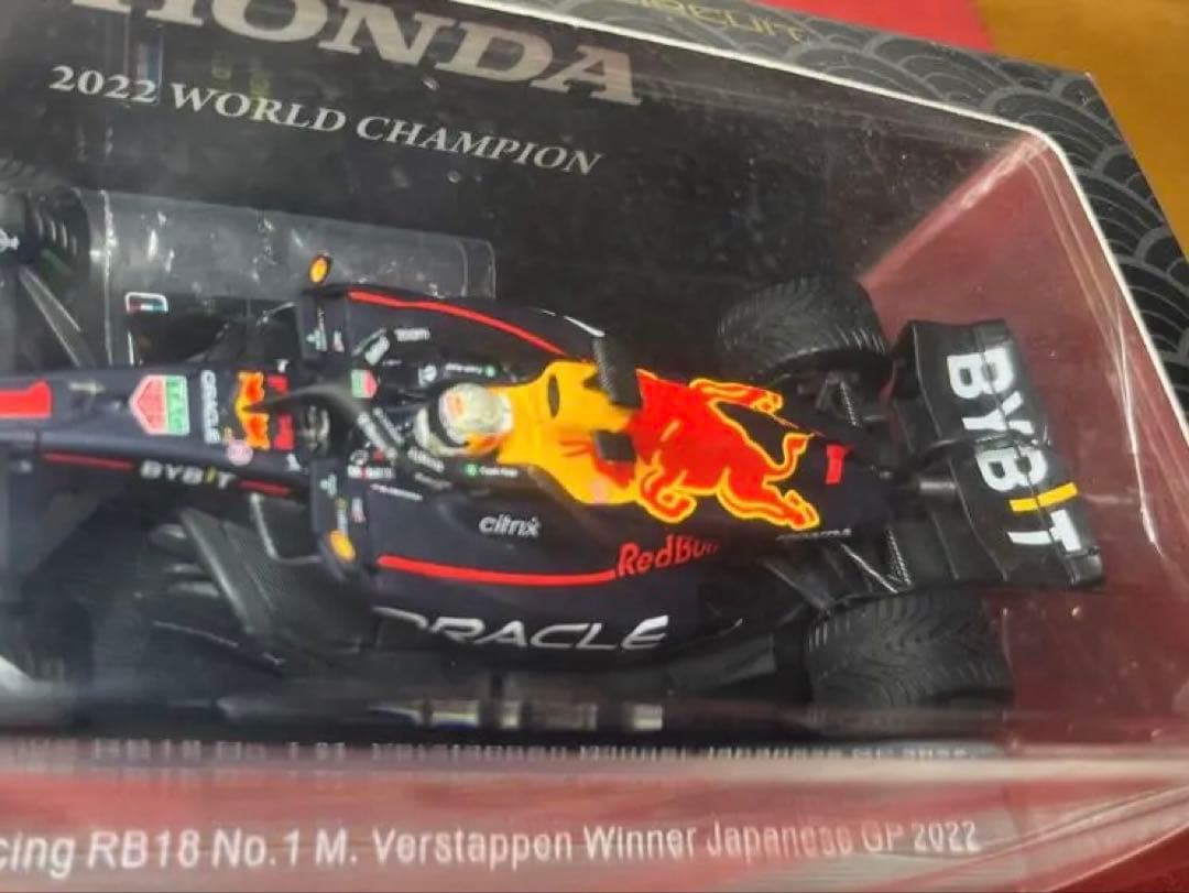 レッドブルMフェルスタッペン1/43日本GP 【鈴鹿サーキット特注】スパーク製