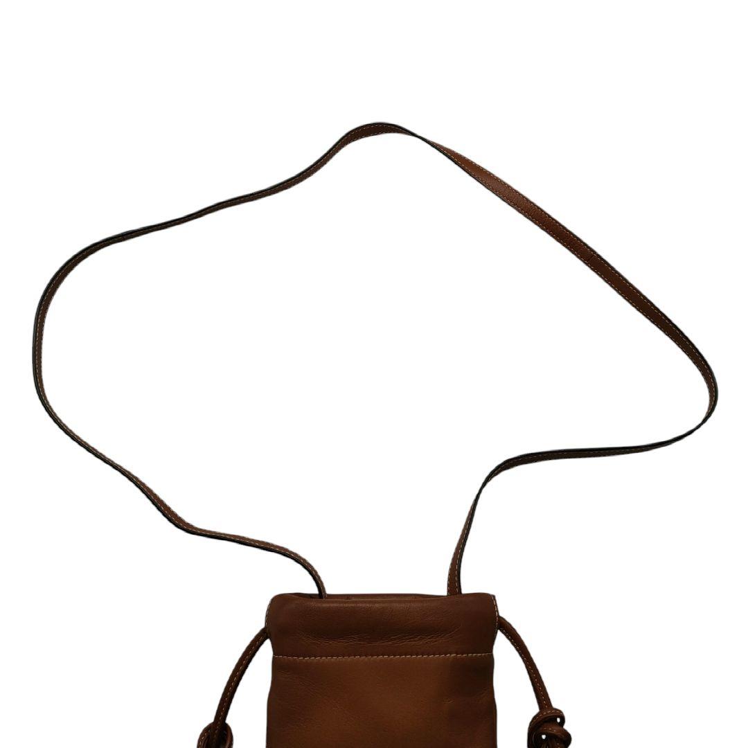 セリーヌ　モバイルケース　フォンホルダー　ドローストリング　キュイルトリオンフ