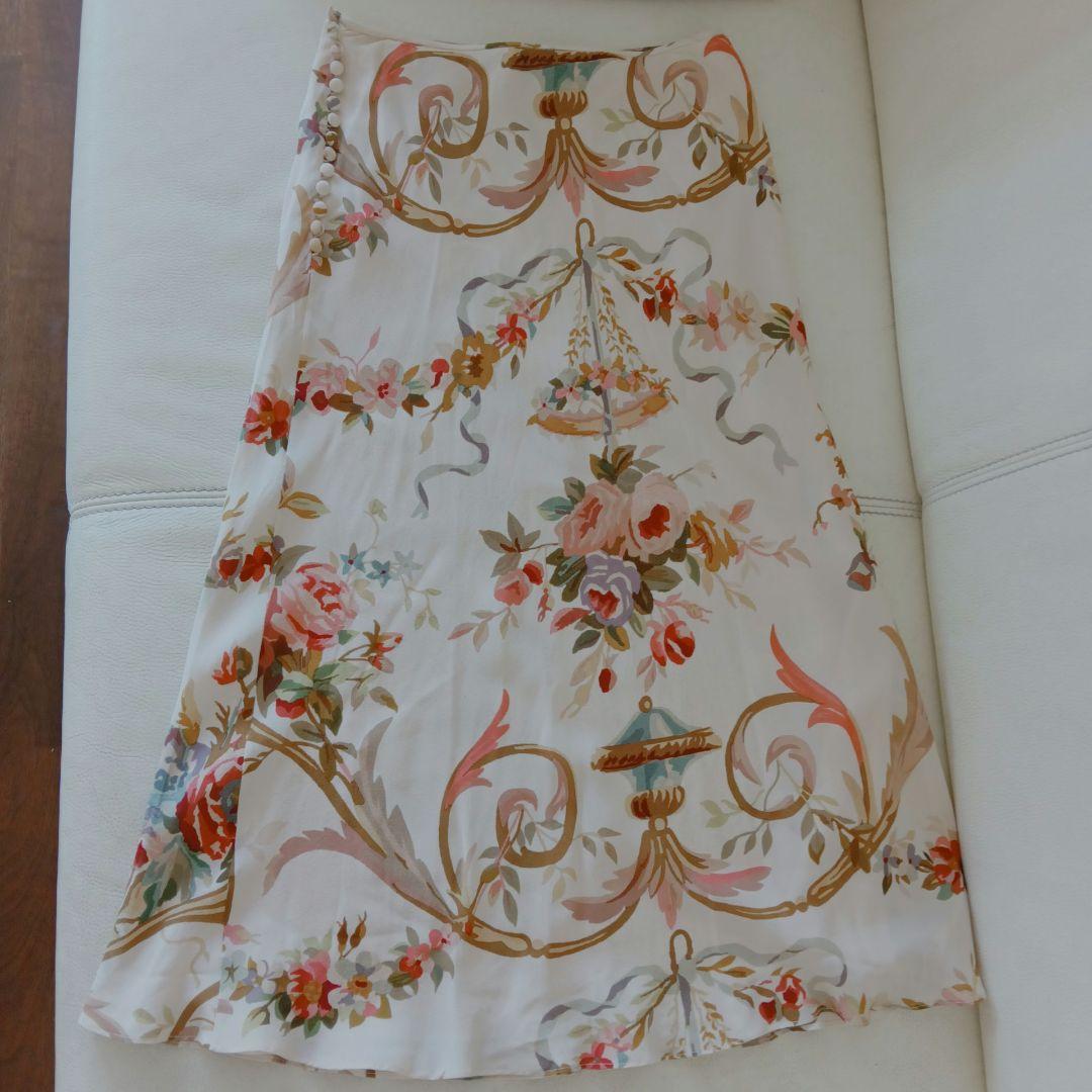 クリスチャンディオール　dior フラワー　　シルク　くるみボタン　スカート