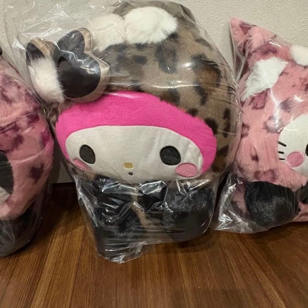 ギャルらび　BIGぬいぐるみ5点　大きな毛布　新品タグ付き　フリュー