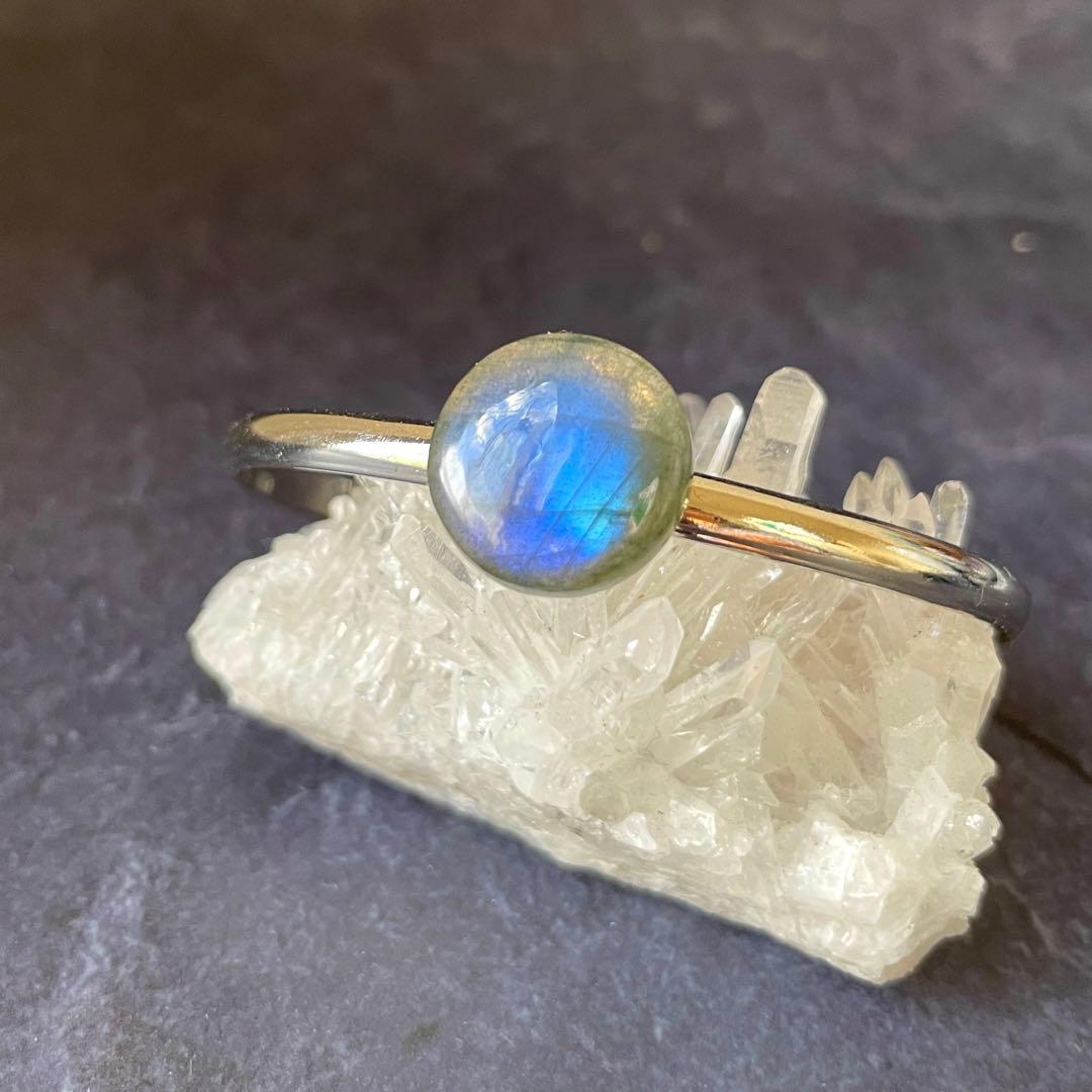 さい様専用 レインボーラブラドライトとブラックオパールのマクラメ