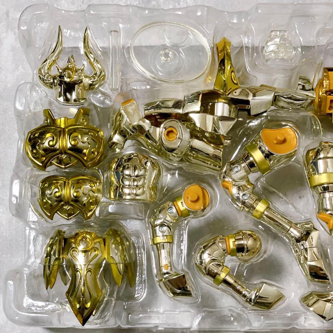 聖闘士聖衣神話EX タウラスアルデバラン (神聖衣) 初回特典付き フィギュア