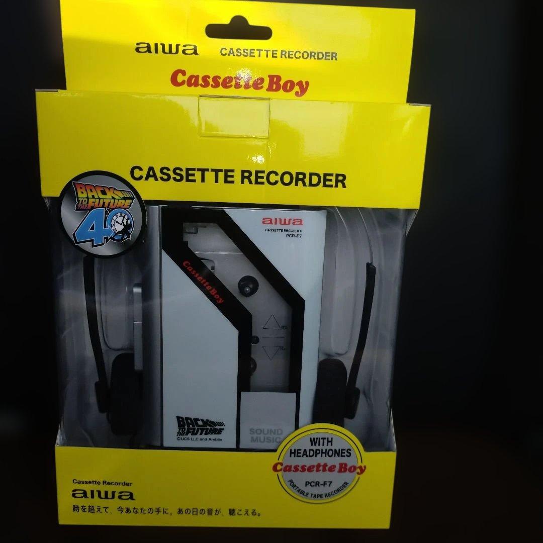 バックトゥザフューチャー ポータブルカセットプレーヤー ドンキ