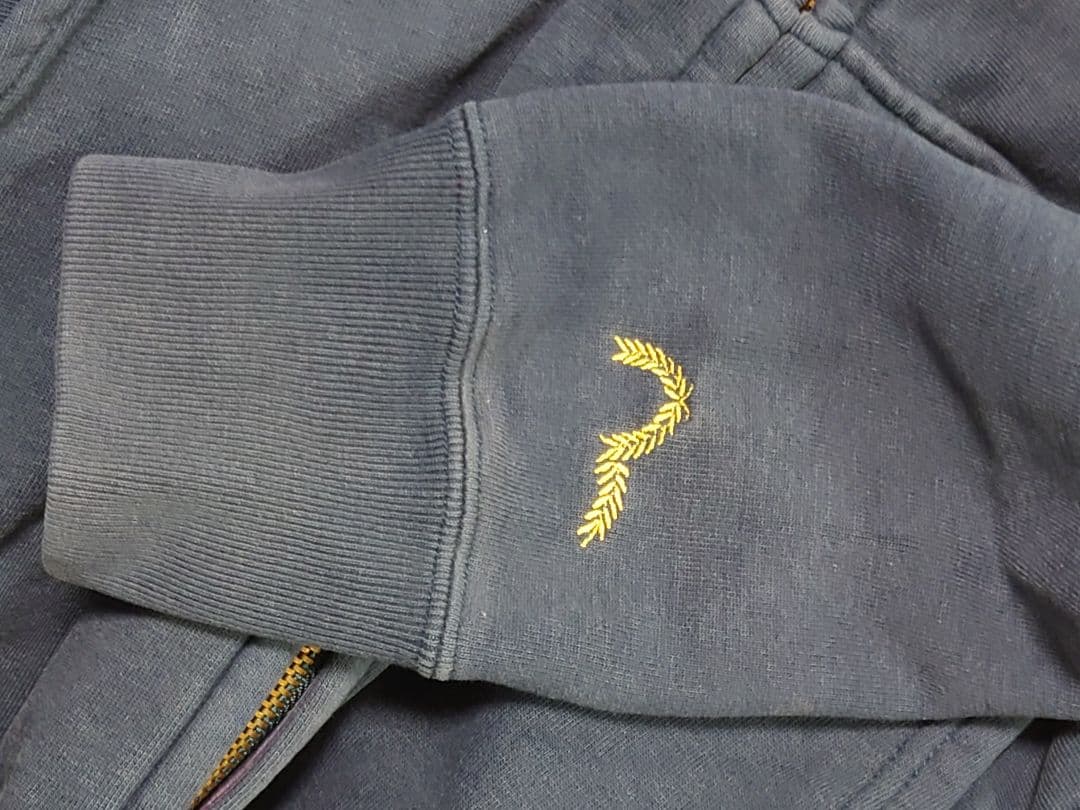 ★お値下可能★ EVISU エヴィス スウェットパーカー 40サイズ