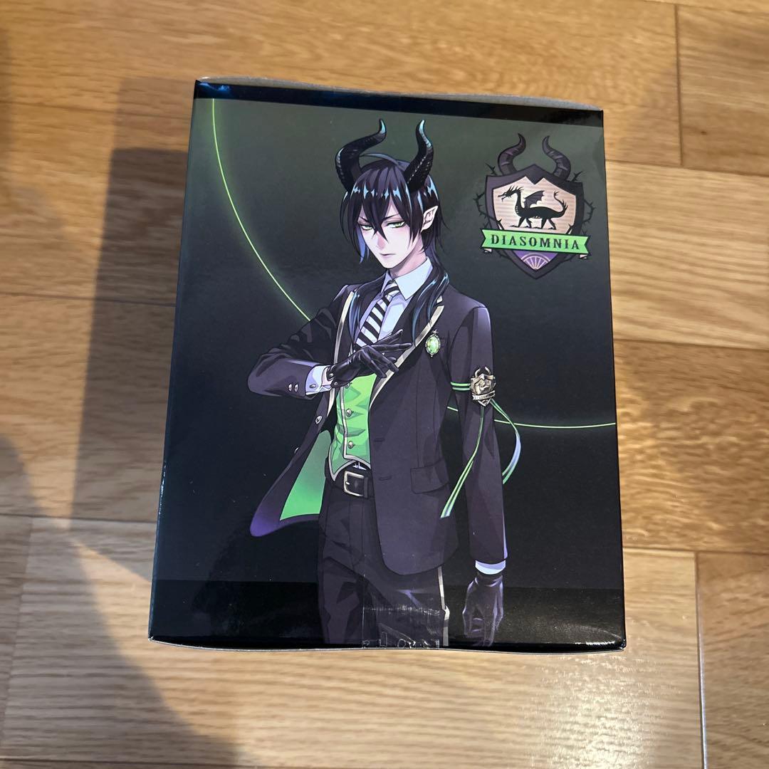 ツイステ マレウス・ドラコニア レオナ・キングスカラー フィギュア 未