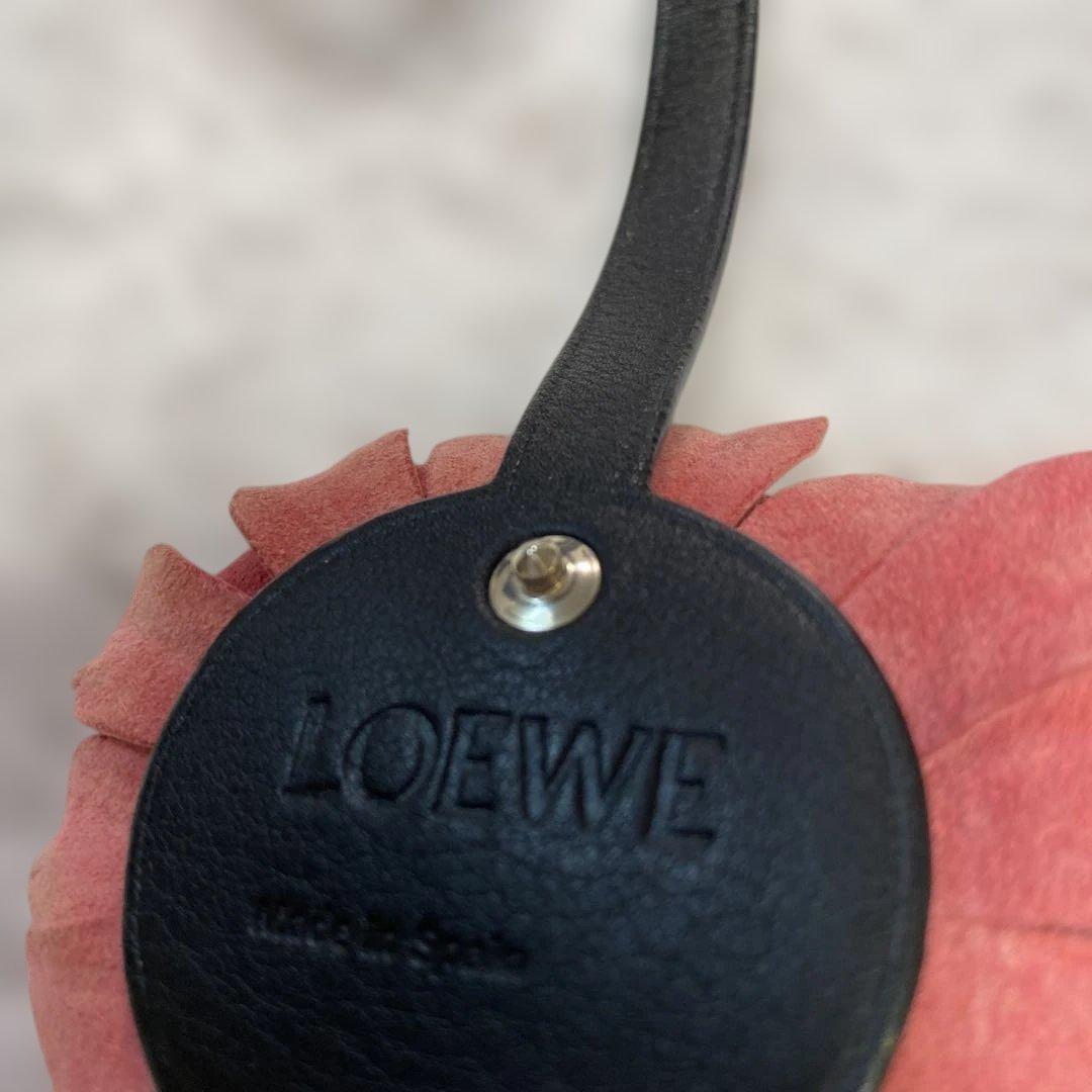 ローズマリー様専用 ロエベ ピンク花モチーフ革製チャーム