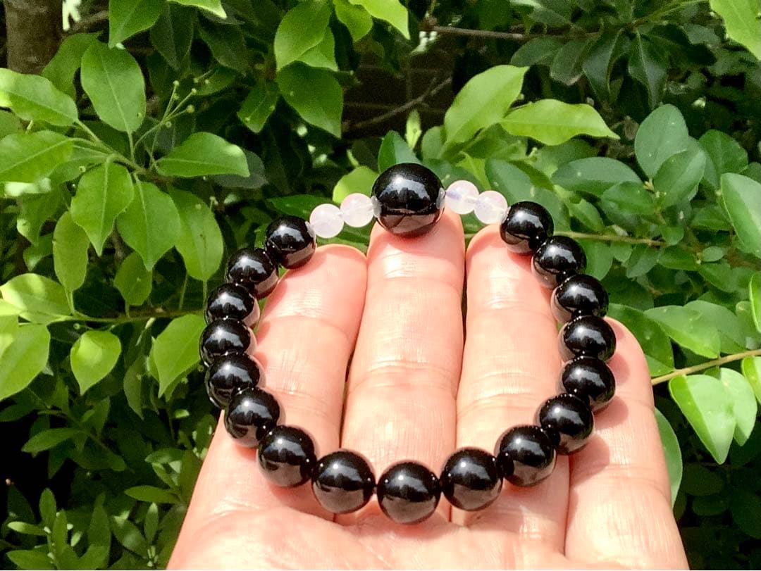 ✳15万円以上‼️最強パワー宿る貴重黒平水晶モリオン勾玉＊