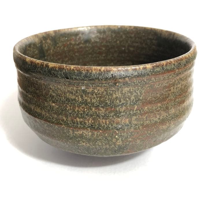 究極の古美術◼️蔵から、深みのあるかなり雰囲気の漂う抹茶茶碗