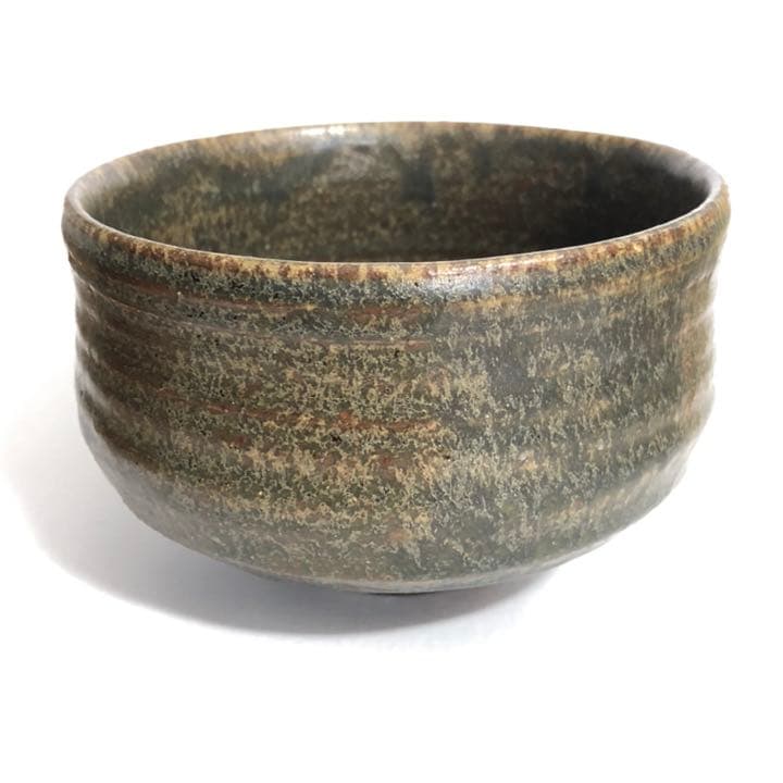 究極の古美術◼️蔵から、深みのあるかなり雰囲気の漂う抹茶茶碗