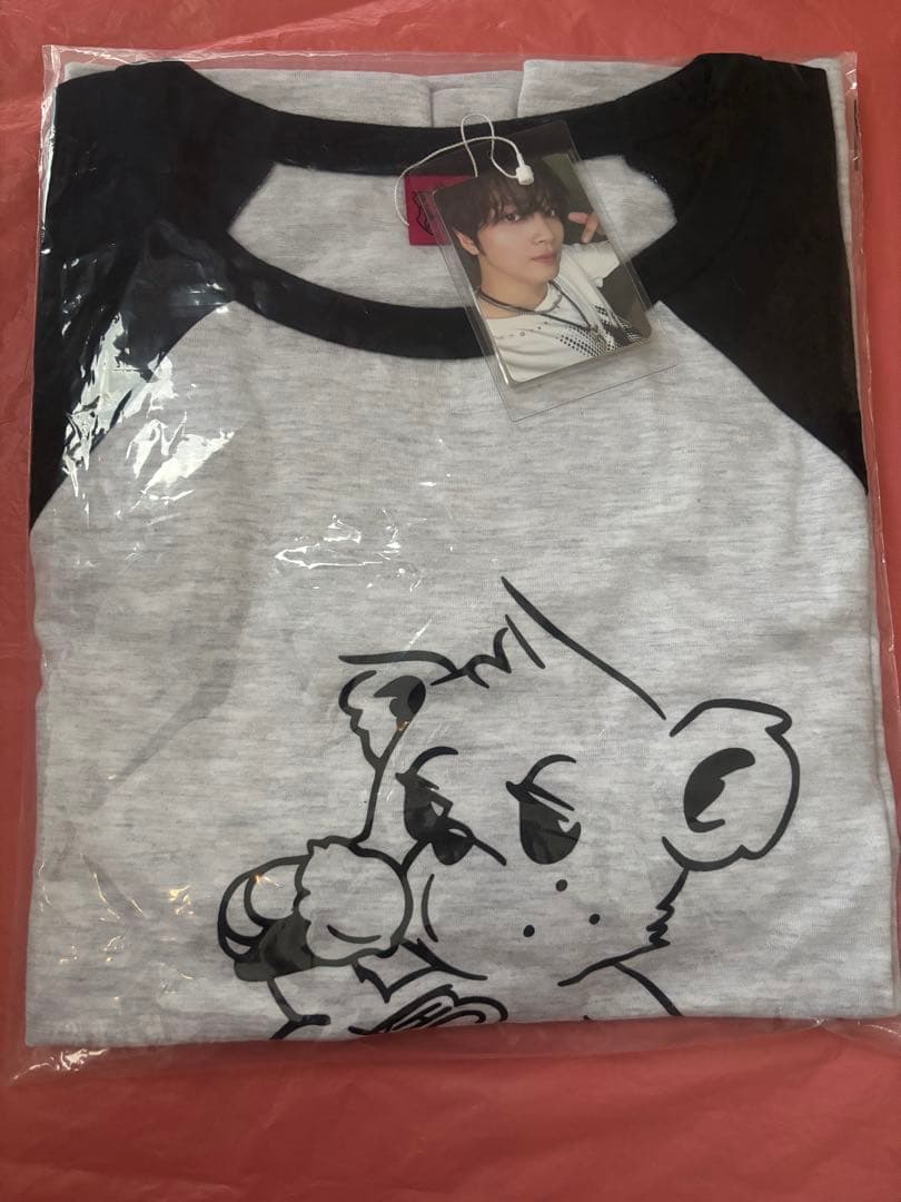 新品未開封】NCT ヘチャン TASTE MD Tシャツ - メルカリ