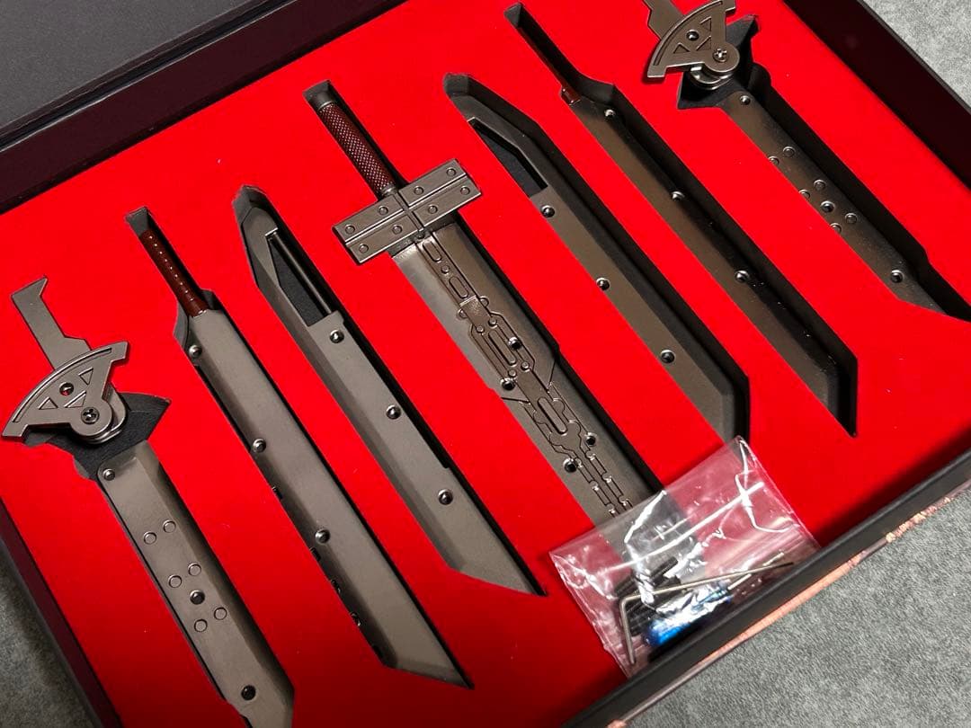 ファイナルファンタジー7 クラウド バスターソード 合体剣 金属製 約24cm