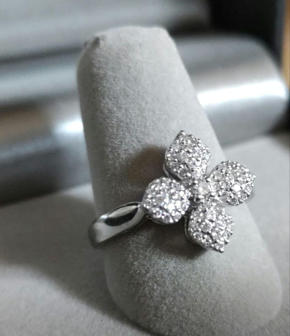 ツツミ　フラワーパヴェダイヤモンドリング