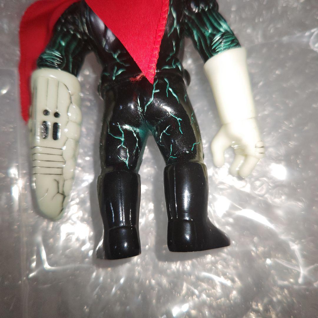 リアルヘッド　モンキーカオスマン　ソフビ