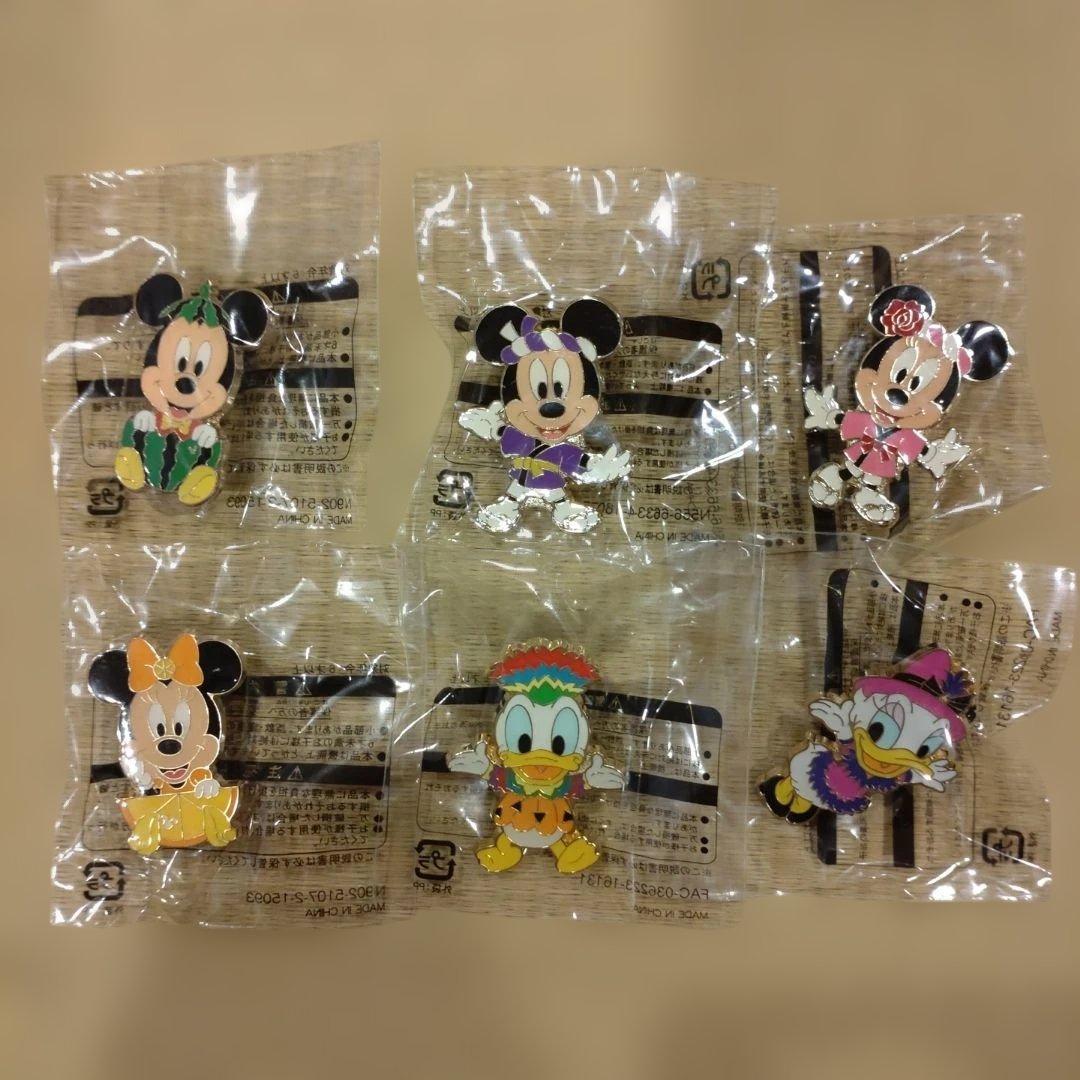 ディズニーリゾート ゲーム景品 ピンバッジなど 58点