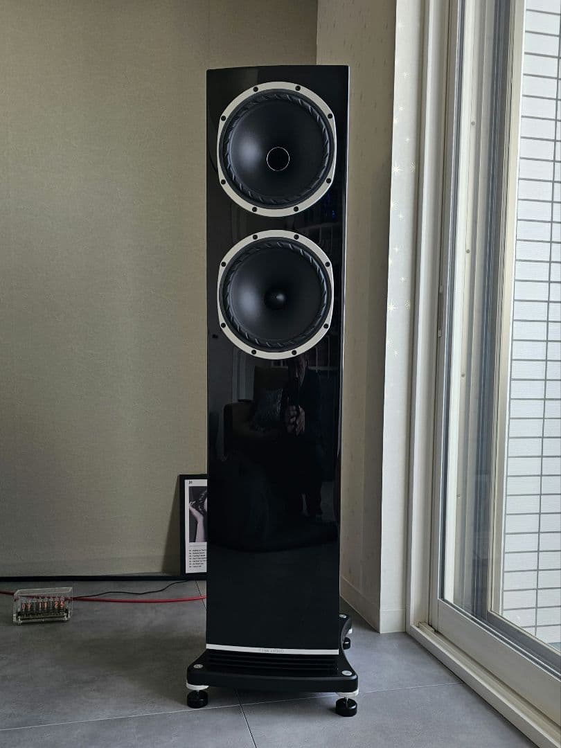 ほぼ新品 FYNE AUDIO F502 PGB ピアノグロスブラック ペア