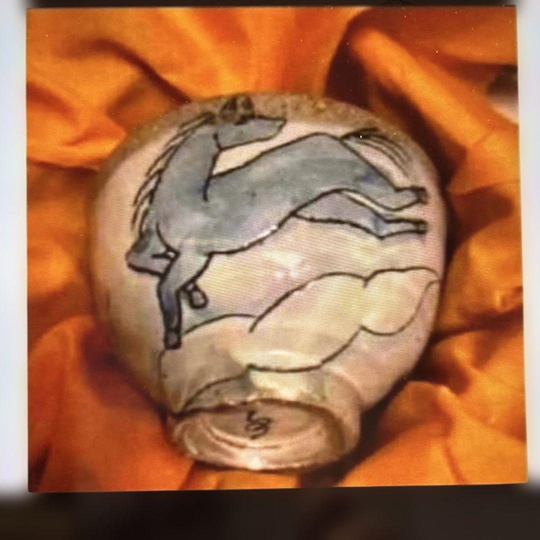 ▶︎ ◎灰釉染付 天馬図 茶碗 高橋紘 東京藝術大学 茶道具 - メルカリ