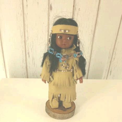 カナダ人形 インディアン - メルカリ