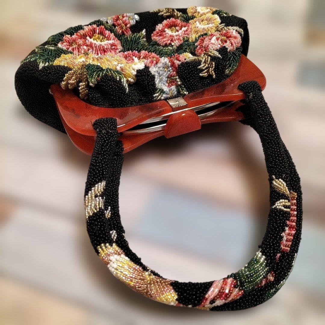 d*9様 ビーズ総刺繍/花柄 ボタニカル柄/べっ甲調がま口　ハンドバッグ ビーズ