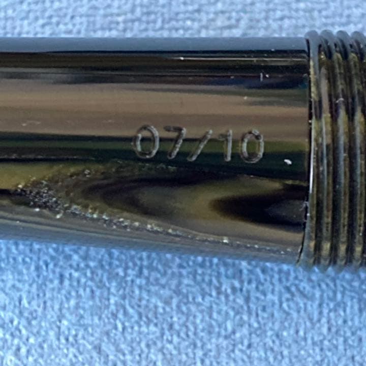 万年筆 レオナルド Wild World Celluloid LE Leonardo Momento Zero