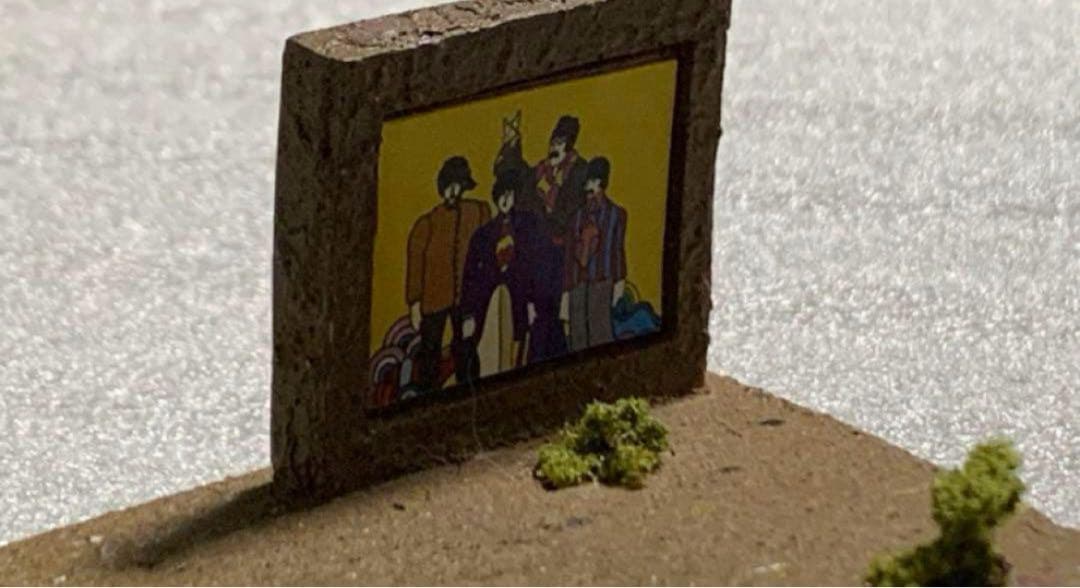 トミカ ミニクーパー イエローサブマリン 台座付き