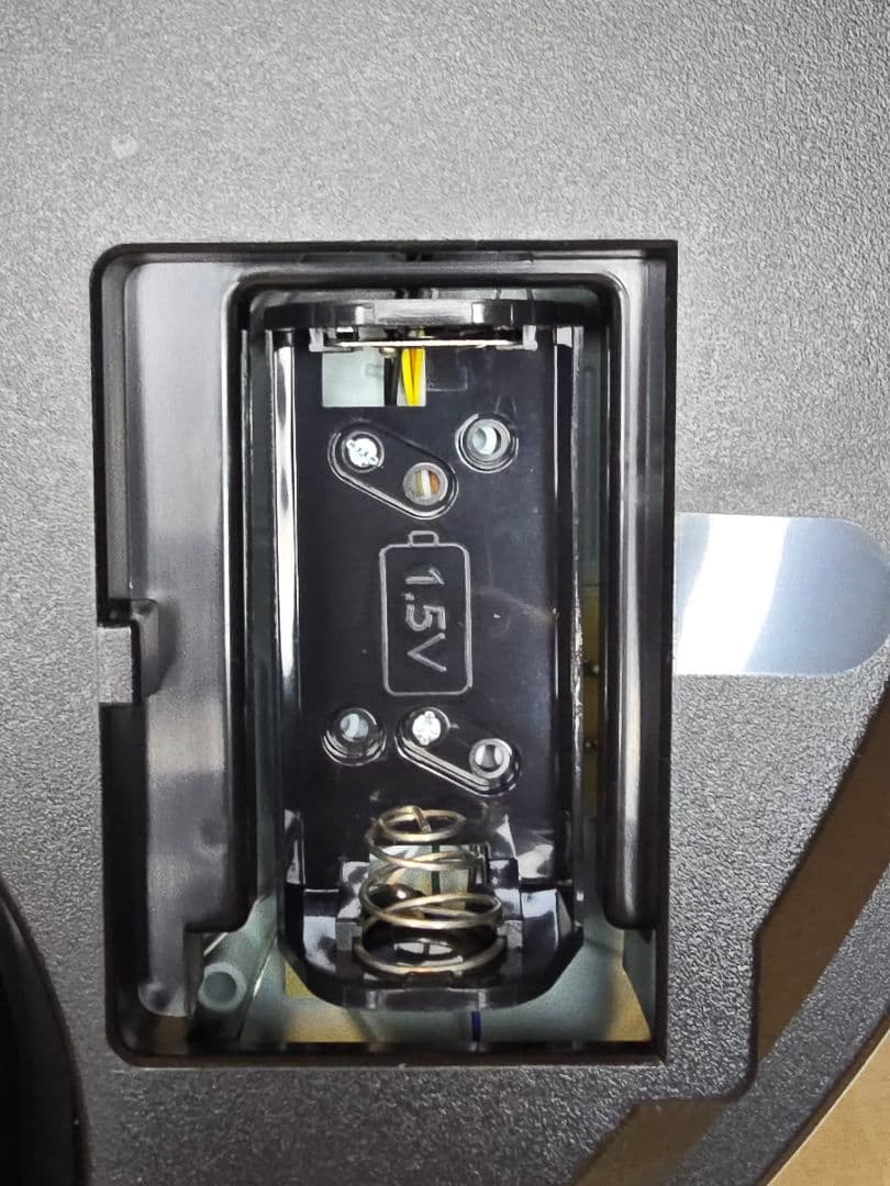 リズム 掛け時計 電波 からくり スモールワールド 4MN537RH