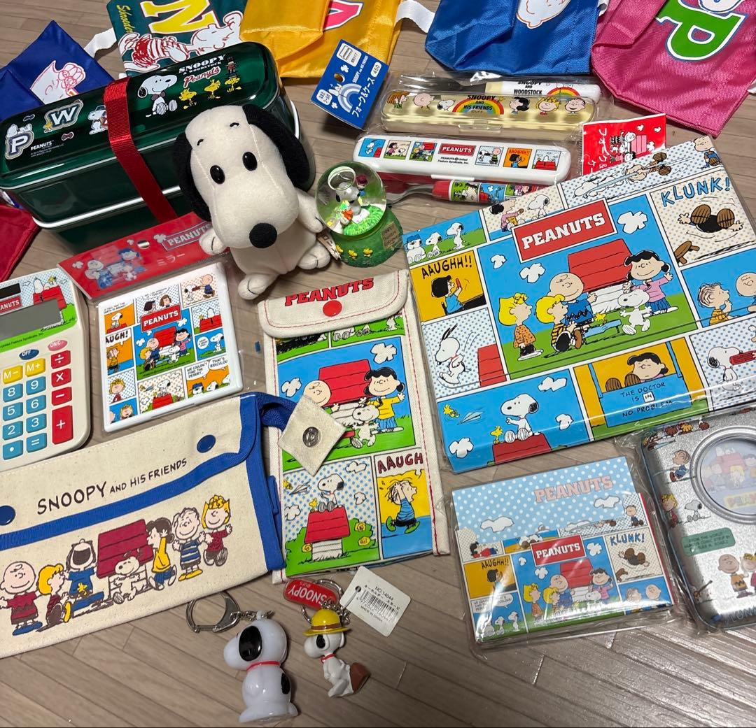 PEANUTS スヌーピーグッズ