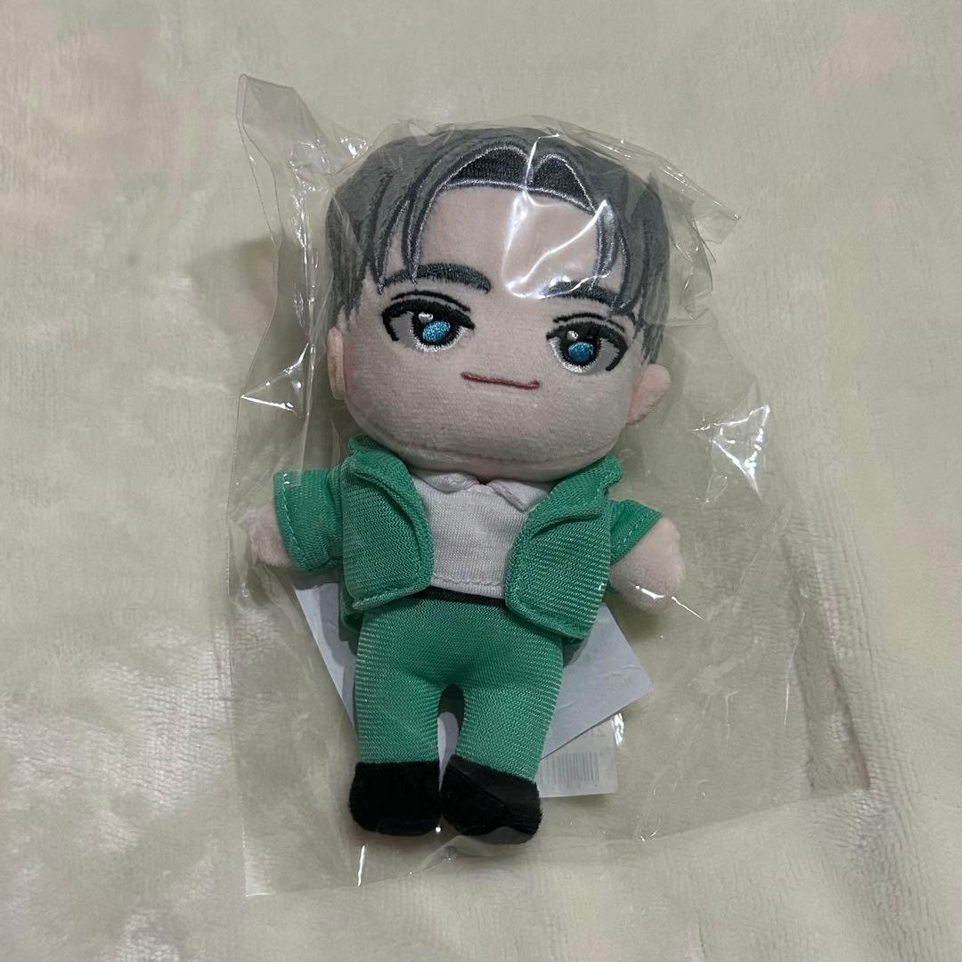 超特急 アロハ Eve マスコット ぬいぐるみ - メルカリ