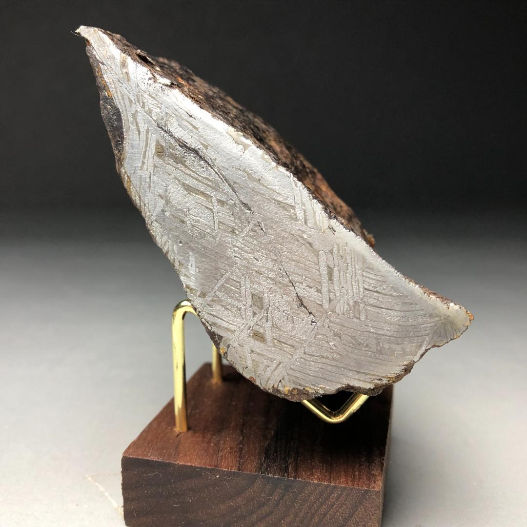 アルタイ隕石 隕石 鉄隕石 エンドカット ナチュラル 重さ約680g