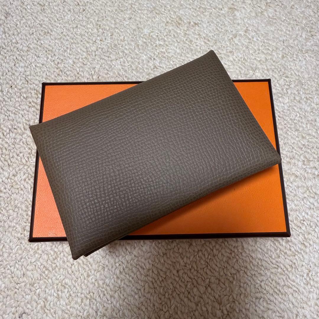 山田幸見油絵 美品 山田幸見「筆と羽根と…」キャンバスに油彩 直筆