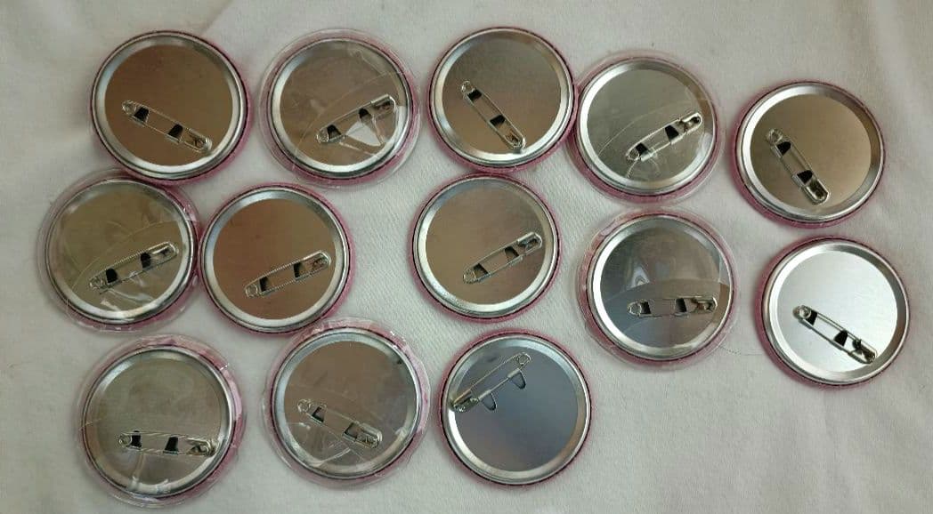 すとぷり　さとみ　缶バッチ　さとはぴ　ワンマン　羽子板